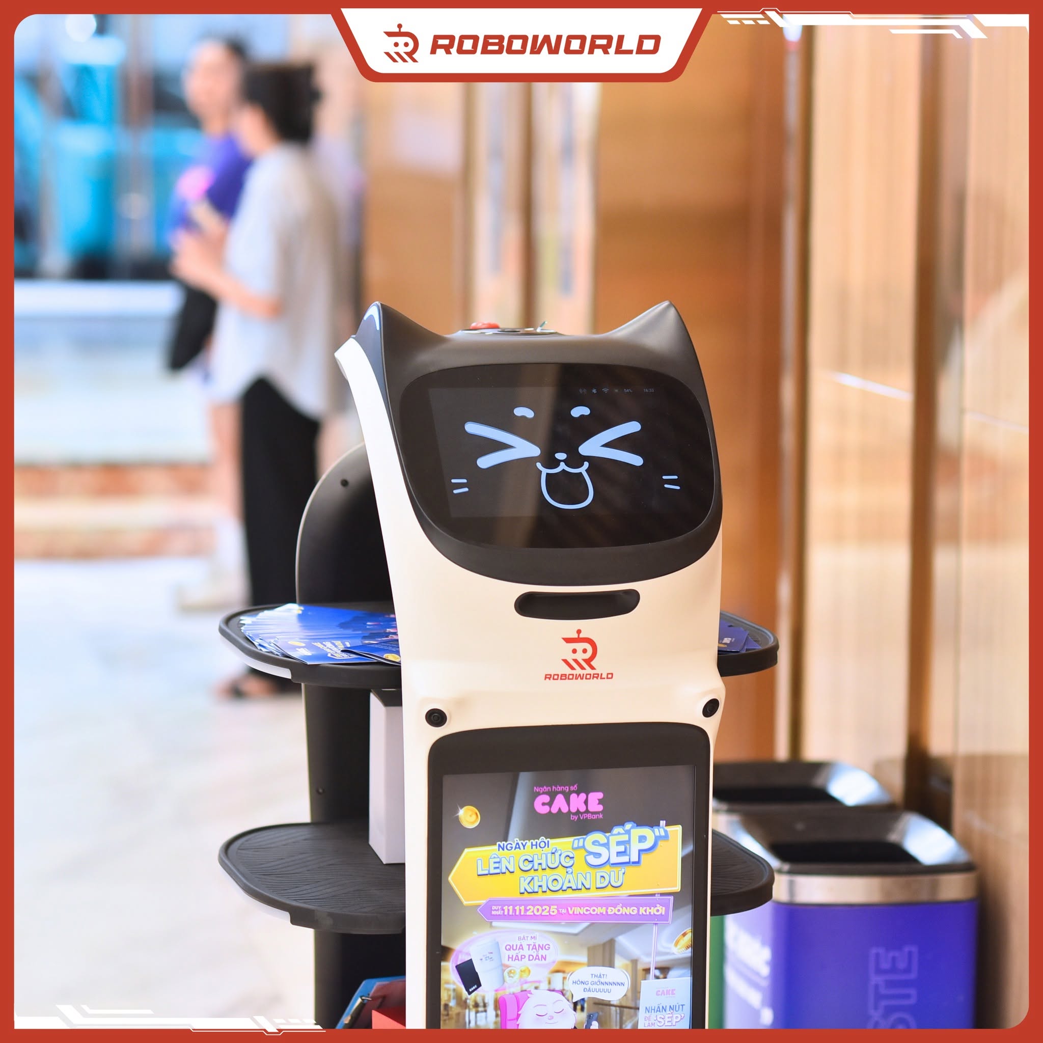 Robot Roboworld tại sự kiện — ảnh 3